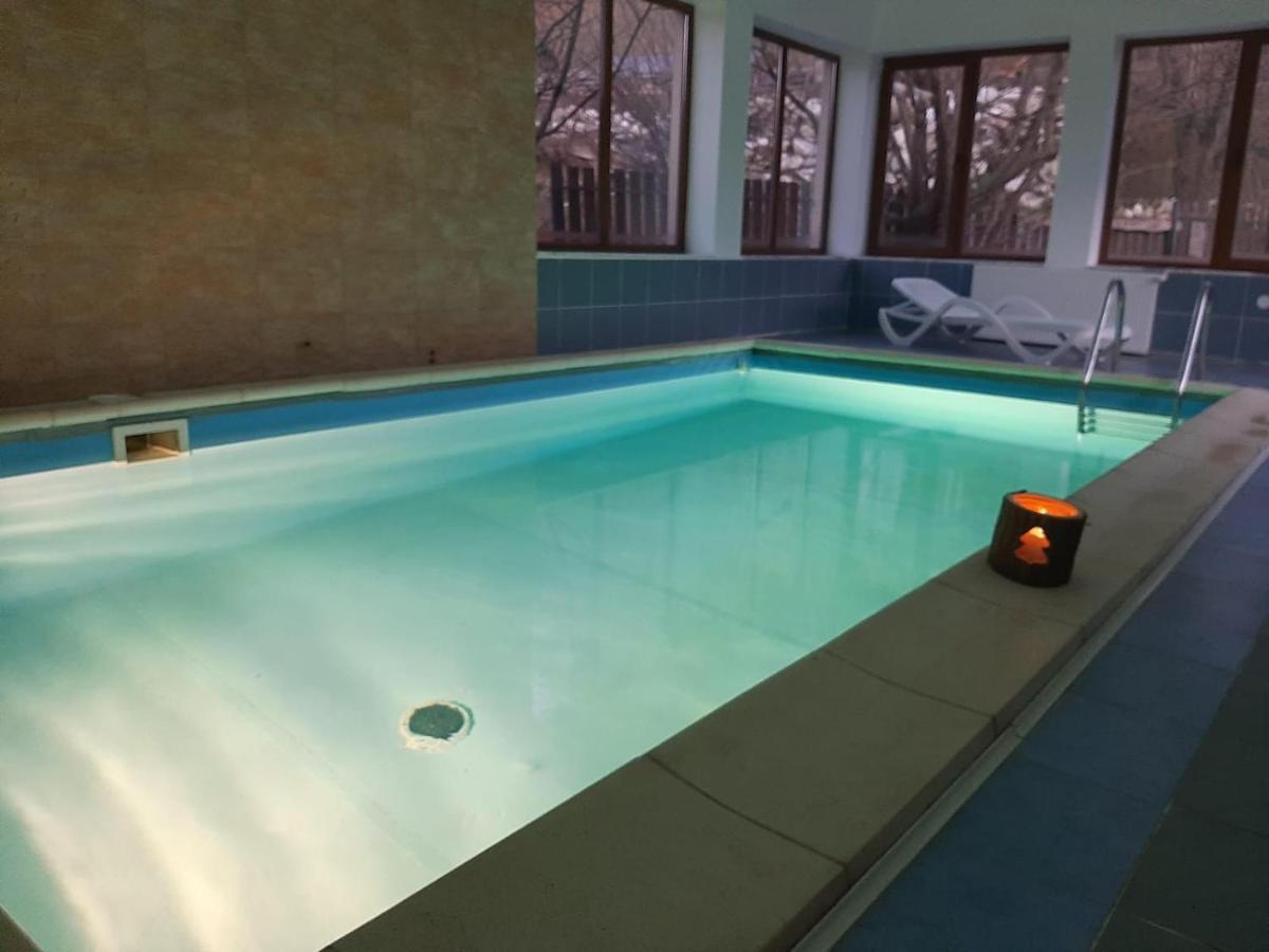 Pensiunea Montan Din Bran,Sat Simon Spa Indoor Бран Екстериор снимка