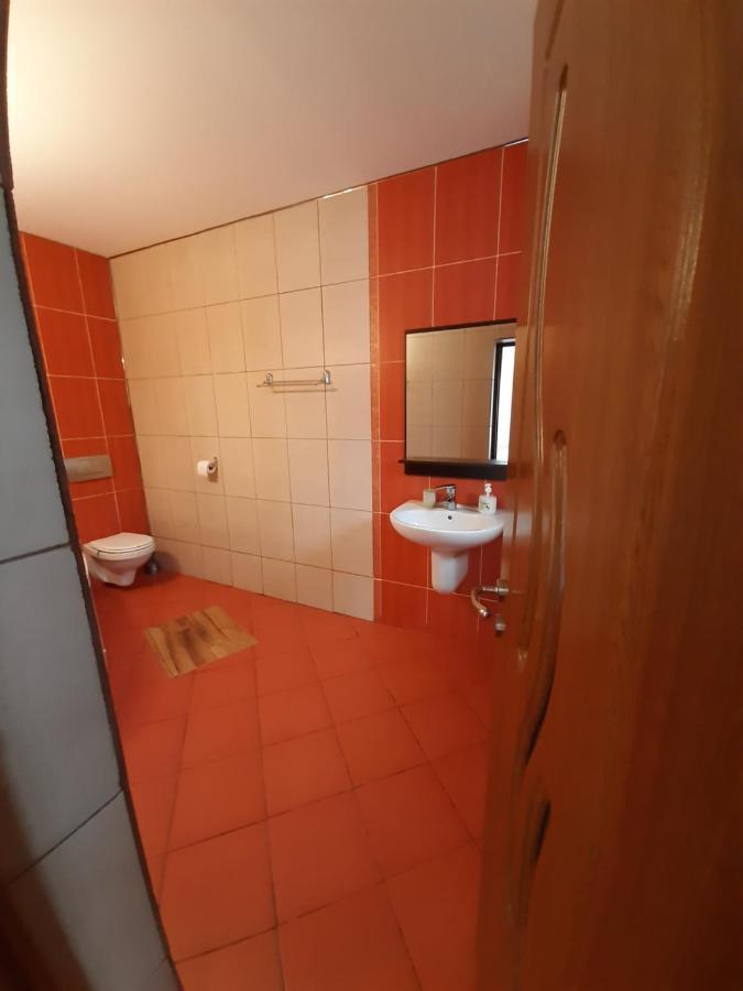 Pensiunea Montan Din Bran,Sat Simon Spa Indoor Бран Екстериор снимка