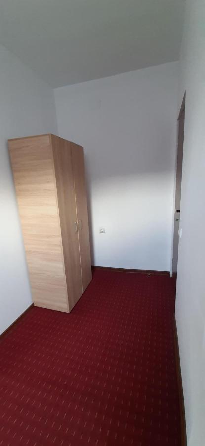 Pensiunea Montan Din Bran,Sat Simon Spa Indoor Бран Екстериор снимка